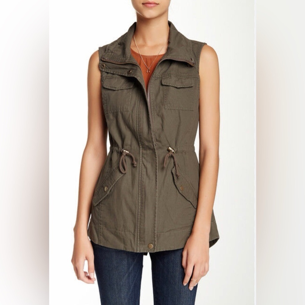 NWT Sebby Olive Green Sleeveless Utility Vest